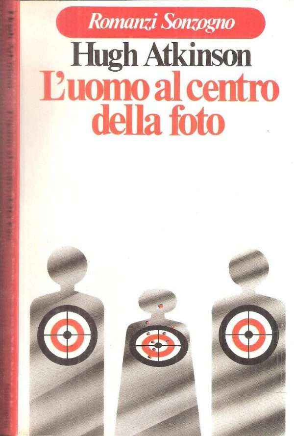 L'UOMO AL CENTRO DELLA FOTO